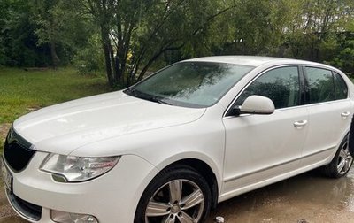 Skoda Superb III рестайлинг, 2012 год, 570 000 рублей, 1 фотография