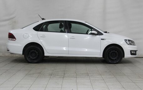 Volkswagen Polo VI (EU Market), 2018 год, 1 450 000 рублей, 4 фотография