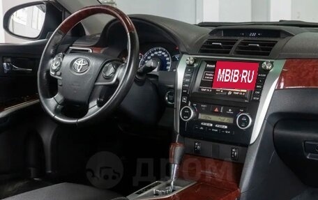 Toyota Camry, 2012 год, 1 870 000 рублей, 8 фотография