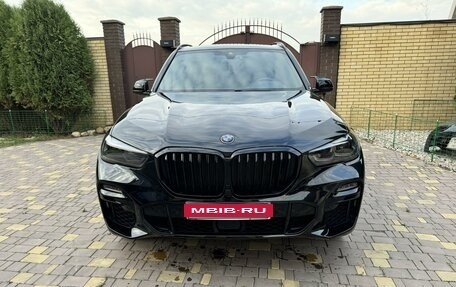 BMW X5, 2019 год, 5 900 000 рублей, 3 фотография