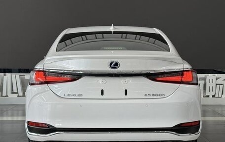 Lexus ES VII, 2021 год, 4 500 000 рублей, 6 фотография