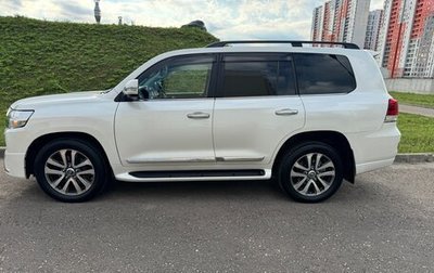 Toyota Land Cruiser 200, 2018 год, 8 000 000 рублей, 1 фотография