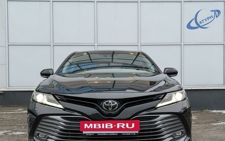 Toyota Camry, 2019 год, 2 999 000 рублей, 2 фотография