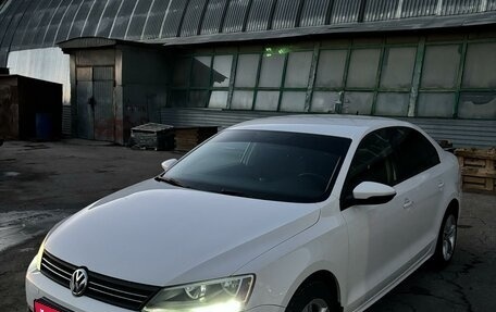 Volkswagen Jetta VI, 2014 год, 1 110 000 рублей, 1 фотография