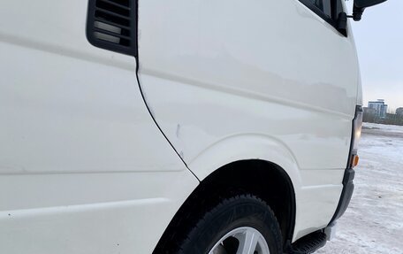 Toyota HiAce H100, 1993 год, 600 000 рублей, 3 фотография