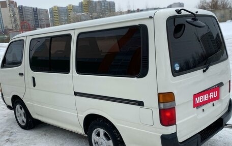 Toyota HiAce H100, 1993 год, 600 000 рублей, 25 фотография