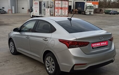 Hyundai Solaris II рестайлинг, 2019 год, 1 350 000 рублей, 5 фотография