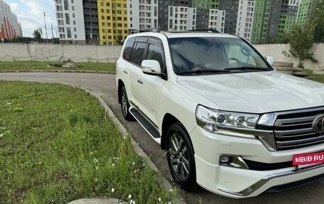 Toyota Land Cruiser 200, 2018 год, 8 000 000 рублей, 4 фотография