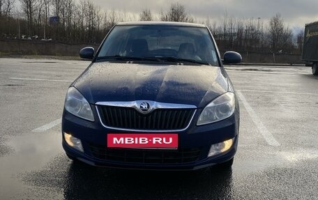 Skoda Fabia II, 2013 год, 615 000 рублей, 2 фотография