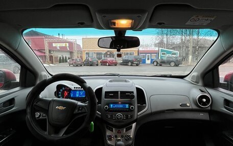 Chevrolet Aveo III, 2014 год, 715 000 рублей, 7 фотография