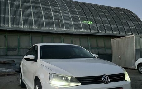 Volkswagen Jetta VI, 2014 год, 1 110 000 рублей, 6 фотография