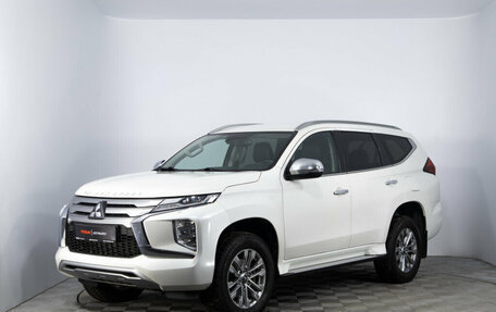 Mitsubishi Pajero Sport III рестайлинг, 2021 год, 4 560 000 рублей, 1 фотография