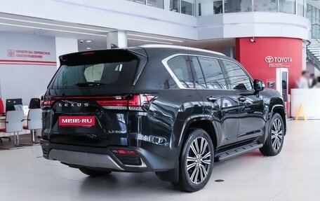 Lexus LX, 2024 год, 22 990 000 рублей, 13 фотография