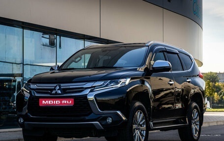 Mitsubishi Pajero Sport III рестайлинг, 2016 год, 3 789 000 рублей, 1 фотография