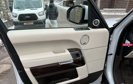 Land Rover Range Rover IV рестайлинг, 2015 год, 3 890 000 рублей, 17 фотография