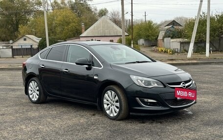 Opel Astra J, 2013 год, 1 200 000 рублей, 8 фотография