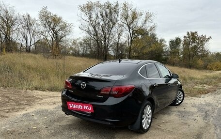 Opel Astra J, 2013 год, 1 200 000 рублей, 16 фотография