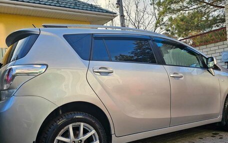 Toyota Verso I, 2011 год, 1 050 000 рублей, 4 фотография