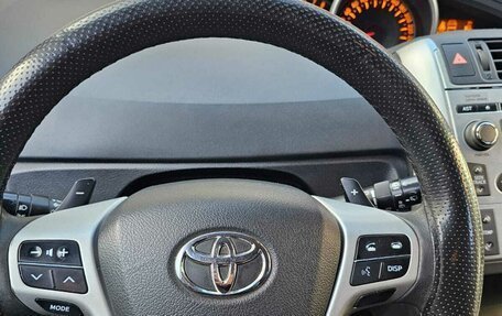 Toyota Verso I, 2011 год, 1 050 000 рублей, 14 фотография