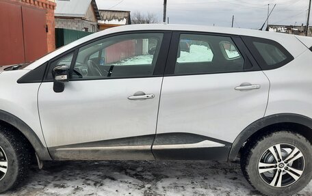 Renault Kaptur I рестайлинг, 2018 год, 1 650 000 рублей, 1 фотография