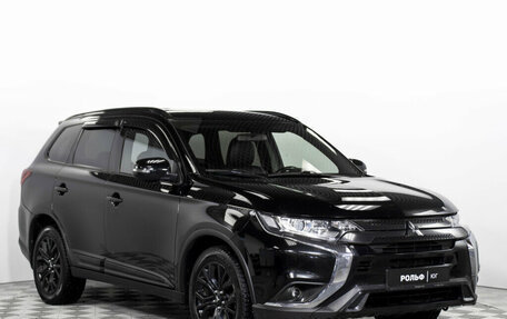 Mitsubishi Outlander III рестайлинг 3, 2020 год, 2 115 000 рублей, 3 фотография