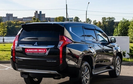 Mitsubishi Pajero Sport III рестайлинг, 2016 год, 3 789 000 рублей, 7 фотография