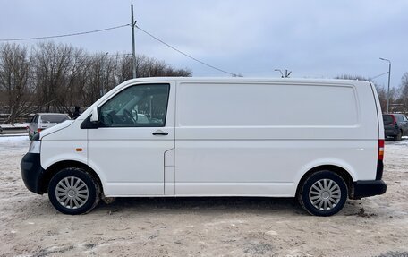 Volkswagen Transporter T5 рестайлинг, 2006 год, 957 500 рублей, 2 фотография