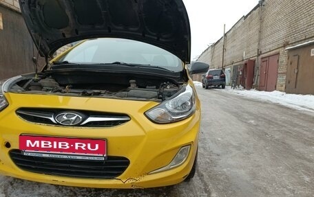 Hyundai Solaris II рестайлинг, 2013 год, 510 000 рублей, 9 фотография