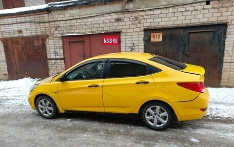 Hyundai Solaris II рестайлинг, 2013 год, 510 000 рублей, 11 фотография