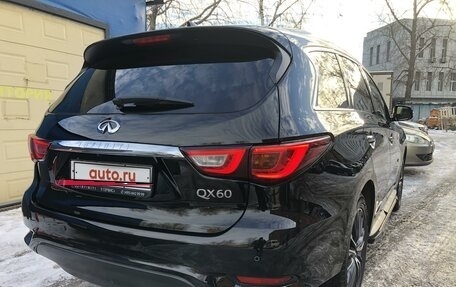 Infiniti QX60 I рестайлинг, 2018 год, 2 900 000 рублей, 7 фотография