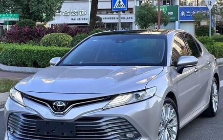 Toyota Camry, 2020 год, 2 599 555 рублей, 3 фотография