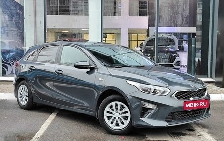 KIA cee'd III, 2018 год, 1 800 000 рублей, 3 фотография