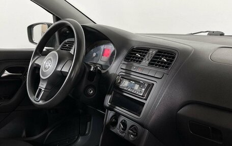 Volkswagen Polo VI (EU Market), 2012 год, 1 071 000 рублей, 9 фотография