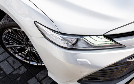 Toyota Camry, 2019 год, 3 270 000 рублей, 12 фотография