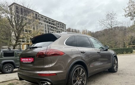 Porsche Cayenne III, 2015 год, 5 000 000 рублей, 10 фотография