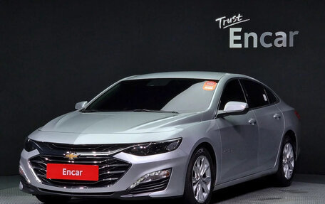 Chevrolet Malibu IX, 2020 год, 1 715 698 рублей, 2 фотография