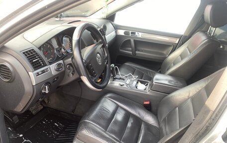 Volkswagen Touareg III, 2005 год, 800 000 рублей, 4 фотография