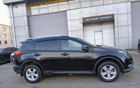 Toyota RAV4, 2014 год, 1 850 000 рублей, 6 фотография