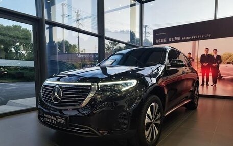 Mercedes-Benz EQC, 2021 год, 3 890 000 рублей, 14 фотография