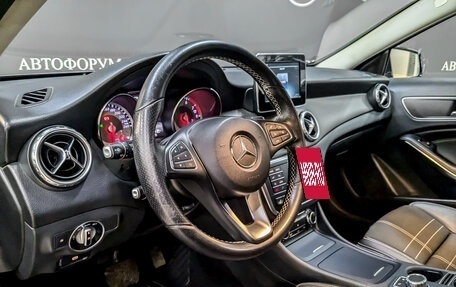 Mercedes-Benz GLA, 2015 год, 2 185 000 рублей, 16 фотография