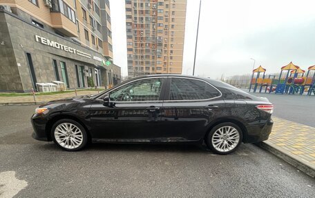 Toyota Camry, 2017 год, 2 400 000 рублей, 8 фотография