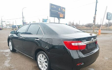 Toyota Camry, 2014 год, 1 740 000 рублей, 10 фотография