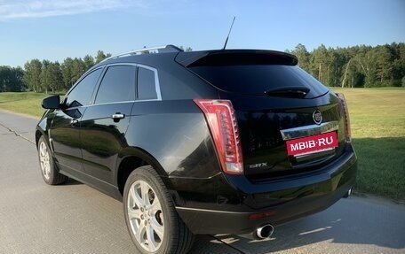 Cadillac SRX II рестайлинг, 2010 год, 1 555 000 рублей, 17 фотография