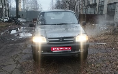 Chevrolet Niva I рестайлинг, 2004 год, 140 000 рублей, 1 фотография