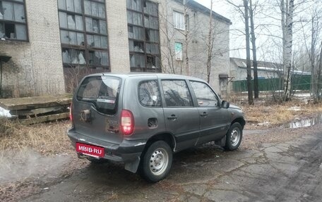 Chevrolet Niva I рестайлинг, 2004 год, 140 000 рублей, 5 фотография