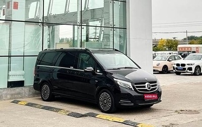 Mercedes-Benz V-Класс, 2020 год, 5 800 000 рублей, 1 фотография