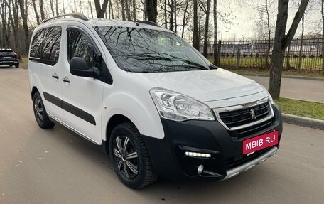 Peugeot Partner II рестайлинг 2, 2017 год, 1 790 000 рублей, 6 фотография