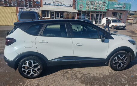 Renault Kaptur I рестайлинг, 2017 год, 1 300 000 рублей, 2 фотография