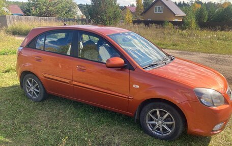 KIA Rio II, 2010 год, 800 000 рублей, 3 фотография