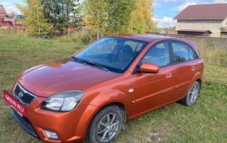 KIA Rio II, 2010 год, 800 000 рублей, 2 фотография